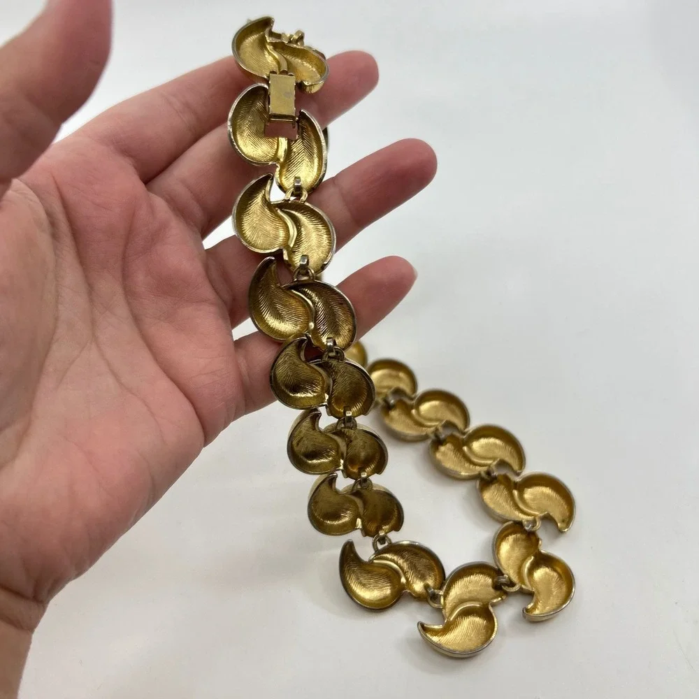 Vintage Brushed Gold Tone Chunky Collar Necklace Costume Jewelry Glam Formal